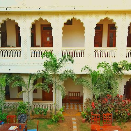 Banana Hostel Pushkar Eksteriør billede