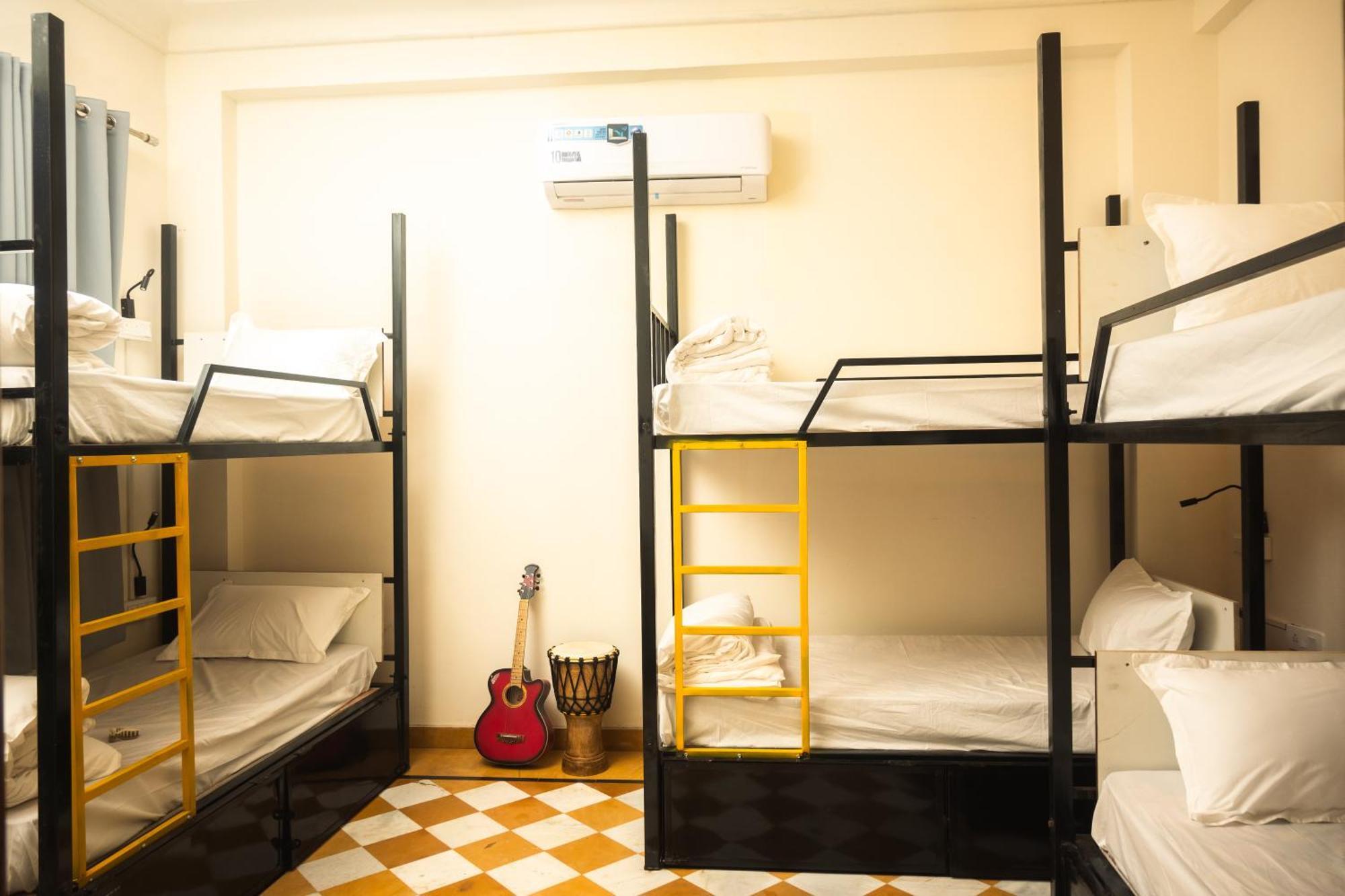 Banana Hostel Pushkar Eksteriør billede